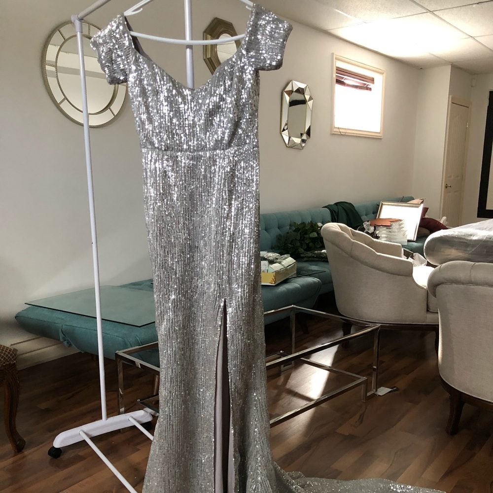 Prom dress / wedding dress